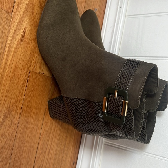 Karen Scott booties - Picture 5 of 9